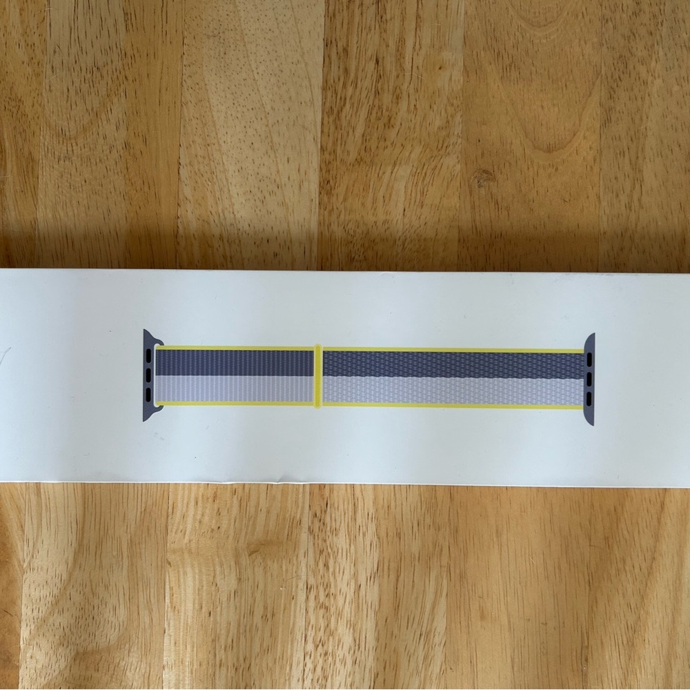 Apple Watch Band in Yellow and Lavender